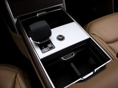 Land Rover Range Rover 2025 3.0L V6 400PS Extended Wheelbase Prestige Edition - ფოტო 10