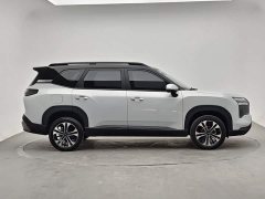 Wuling Starlight 560 New Energy Plug-in Hybrid 125km Luxury - ფოტო 3