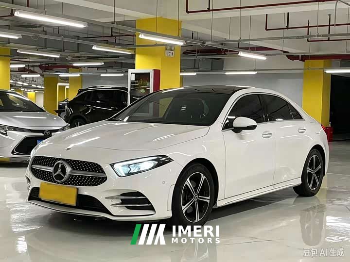 Mercedes-Benz A-Class A 200 L Sport Sedan Fashion Edition