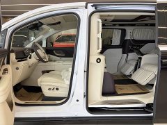 Voyah Dream PHEV Shanhe Four-Seater Version - ფოტო 13