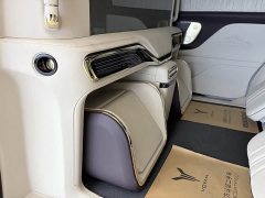 Voyah Dream PHEV Shanhe Four-Seater Version - ფოტო 16