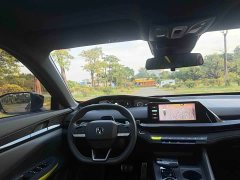 Changan UNI-V 1.5T Sport Edition - ფოტო 11