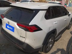 Toyota RAV4 2.0L CVT FWD Style Edition - ფოტო 3