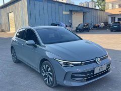 Volkswagen Golf 300TSI Pro - ფოტო 3