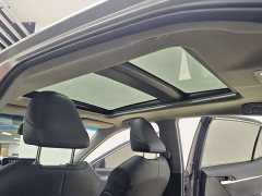 Toyota Camry 2.5G Luxury - ფოტო 12