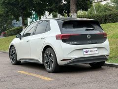 Volkswagen ID.3 Outstanding Edition - ფოტო 4