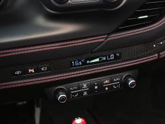 Ferrari F8 2020 Spider 3.9T V8 - ფოტო 15