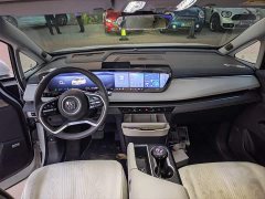 Buick GL8 Luzun Respect Edition - ფოტო 8