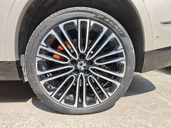 NIO ES8 Six-Seat Executive Signature Edition - ფოტო 13
