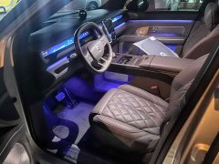 NIO ES8 Six-Seat Executive Signature Edition - ფოტო 8