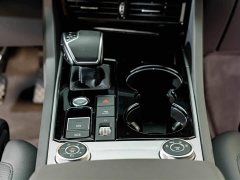 Volkswagen Touareg 3.0TSI Sharp Enjoyment Edition Jet Black Sport Package - ფოტო 16