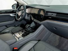 Volkswagen Touareg 3.0TSI Sharp Enjoyment Edition Jet Black Sport Package - ფოტო 19
