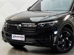 Volkswagen Touareg 3.0TSI Sharp Enjoyment Edition Jet Black Sport Package - ფოტო 2