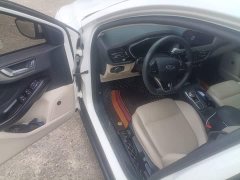 Ford Focus 2021 Sedan EcoBoost 180 Automatic Trend - ფოტო 17