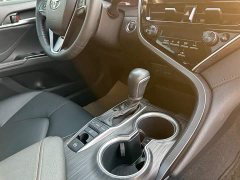 Toyota Camry 2.5G Luxury - ფოტო 17
