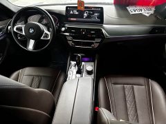 BMW 5 Series 530Li Premier M Sport Package - ფოტო 8