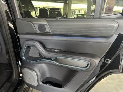 Fangchengbao Leopard 8 Flash Charge Seven-Seater - ფოტო 9