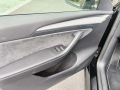 Tesla Model Y Rear-Wheel Drive - ფოტო 13