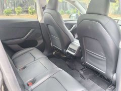 Tesla Model Y Rear-Wheel Drive - ფოტო 6