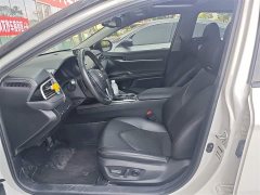 Toyota Camry 2.5S Sharp Elegance Edition - ფოტო 8