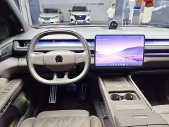 NIO ES8 Six-Seat Executive Signature Edition - ფოტო 7