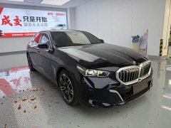 BMW 5 Series 530Li Premier M Sport Package - ფოტო 3