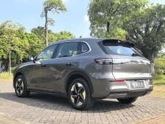 Geely Galaxy E5 610km Explorer Edition - ფოტო 13