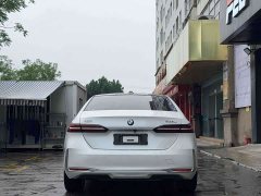 BMW 5 Series 525Li Luxury Package - ფოტო 11