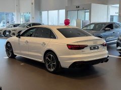Audi A4L 40 TFSI Fashion Dynamic - ფოტო 4