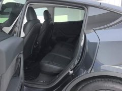 Tesla Model Y Rear-Wheel Drive - ფოტო 11