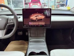 Tesla Model 3 Rear-Wheel Drive - ფოტო 13