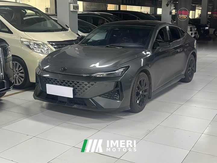 Changan UNI-V 1.5T Premium