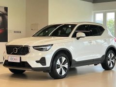 Volvo XC40 B3 Smart Remote Luxury Edition - ფოტო 1