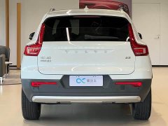 Volvo XC40 B3 Smart Remote Luxury Edition - ფოტო 6
