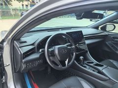 Toyota Avalon 2.0L XLE Premium Edition - ფოტო 13