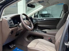 Volkswagen Viloran 380TSI Prestige - ფოტო 3