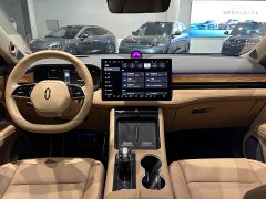 AITO M5 2024 Extended Range Max RS AWD Advanced Intelligent Driving Edition - ფოტო 10