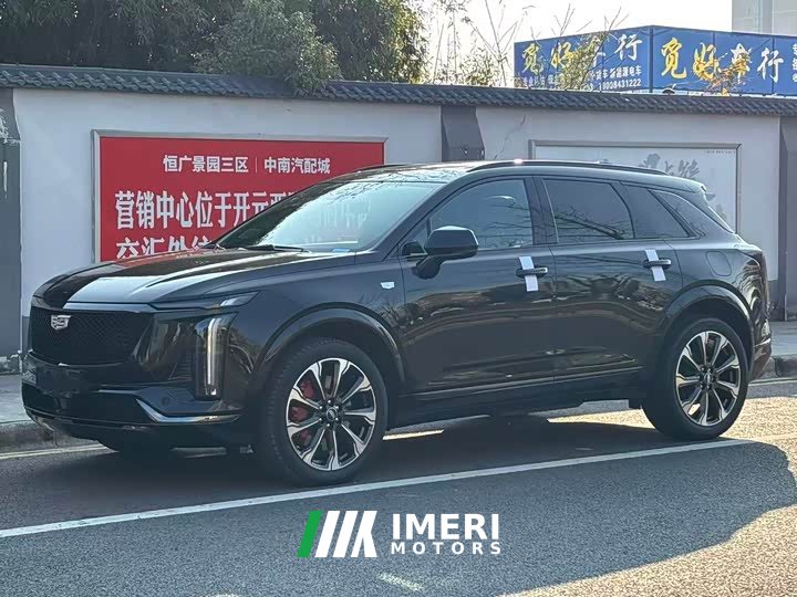 Cadillac XT5 2025 2.0T Platinum - ავტომობილი ჩინეთიდან