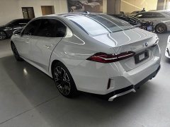 BMW 5 Series 530Li Luxury M Sport Package - ფოტო 17