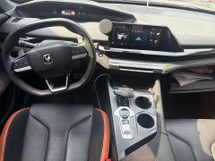 Changan UNI-V 2.0T Sharp Speed Edition - ფოტო 4