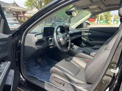 Honda Accord 260TURBO Luxury - ფოტო 14