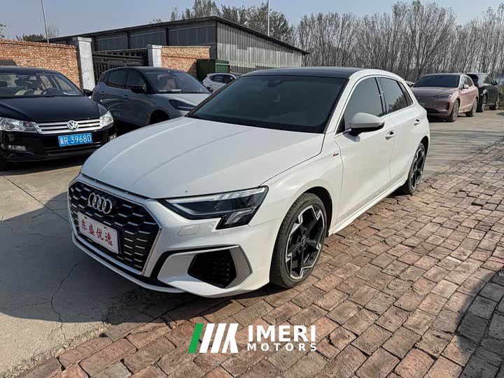Audi A3 Sportback 35 TFSI Fashion Sport - ავტომობილი ჩინეთიდან