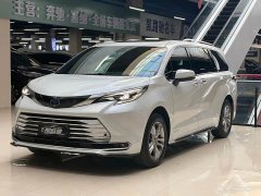 Toyota Sienna 2021 2.5L Hybrid Platinum Edition - ფოტო 1