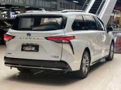 Toyota Sienna 2021 2.5L Hybrid Platinum Edition - ფოტო 12