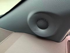 Toyota Sienna 2021 2.5L Hybrid Platinum Edition - ფოტო 9