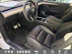 Tesla Model Y Performance All-Wheel Drive - ფოტო 15