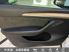 Tesla Model Y Performance All-Wheel Drive - ფოტო 8