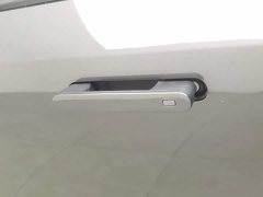 Changan UNI-V 1.5T Deluxe - ფოტო 18