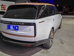 Land Rover Range Rover 3.0 L6 400PS Genesis Extended Edition - ფოტო 7