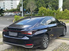 Lexus ES 200 Premium Edition - ფოტო 12